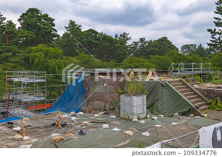 Aomori Hirosaki Castle Honmaru stone wall repair work 109334776