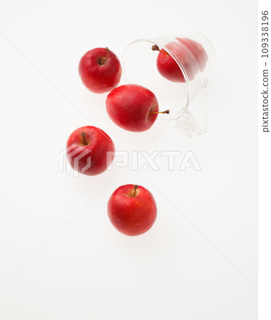 Princess apple white background Princess apple white background 109338196