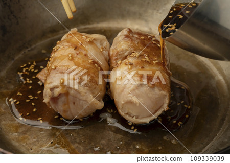 烤肉包飯糰 109339039