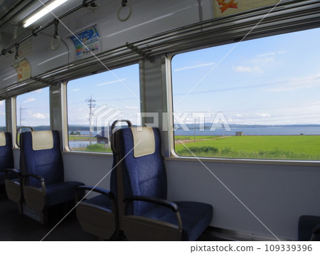 能登鐵道普通列車海車窗 109339396