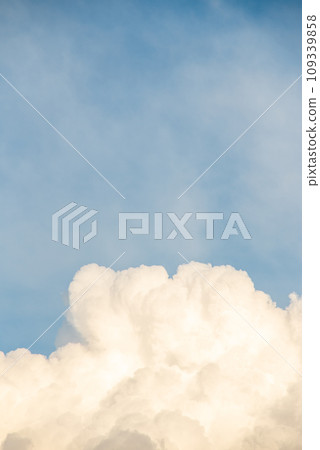 夏天接近雲 夏天接近雲 109339858