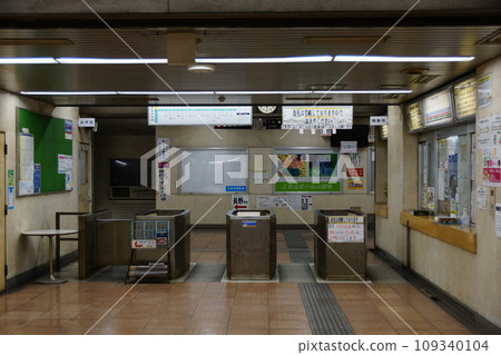 Nagano Electric Railway scenery Shiyakusho-mae Station Nagano Electric Railway scenery Shiyakusho-mae Station 109340104