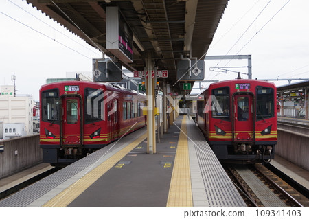 Kyoto Tango Railway Miyafuku Line Fukuchiyama Station KTR300 type 109341403