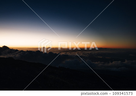 Stunning view of the Haleakala National Park on island of Maui, Hawaii 109341573