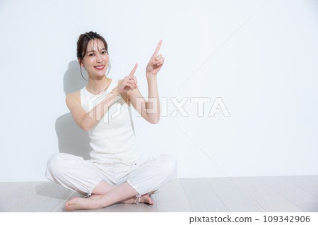 Women of sportswear Women of sportswear 109342906