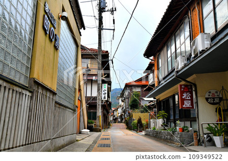 Tawarayama Onsen Town/Machi no Yu area (Nagato City, Yamaguchi Prefecture) [2023.11] 109349522