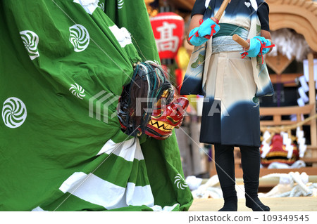 Banshu Himeji Autumn Festival: Eiga Shrine Lion Dance 109349545