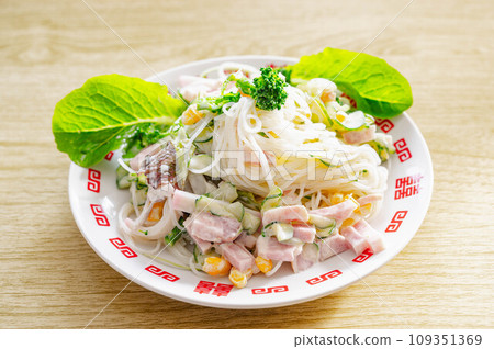 粉絲蛋黃醬沙拉 109351369