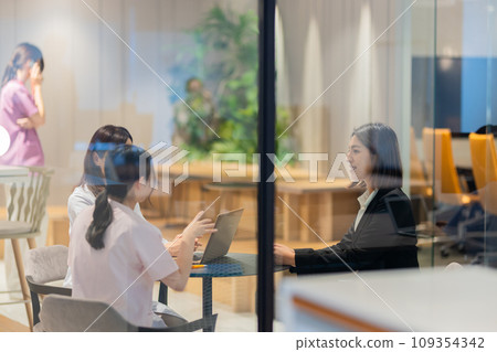 醫護人員會議影像攝影合作：WEEK芝大門（Sun Frontier Real Estate） 109354342