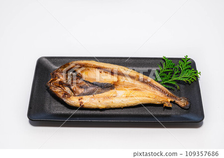 Grilled fish with mackerel mackerel Grilled fish with mackerel mackerel 109357686