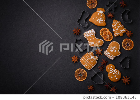 Delicious gingerbread cookies with honey, ginger and cinnamon Delicious gingerbread cookies with honey, ginger and cinnamon 109363145