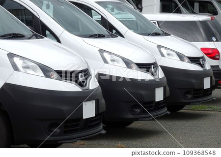 Commercial vehicle image Nissan NV200 Vanette 109368548