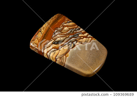 Deschutes Jasper - A stone that holds a landscape 109369689