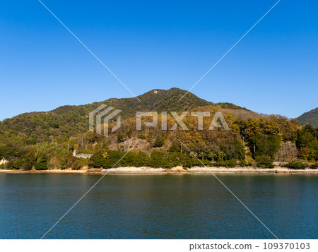 Scenery of Shodoshima and the calm Seto Inland Sea. Tonosho Town, Shozu District, Kagawa Prefecture. Scenery of Shodoshima and the calm Seto Inland Sea. Tonosho Town, Shozu District, Kagawa Prefecture. 109370103