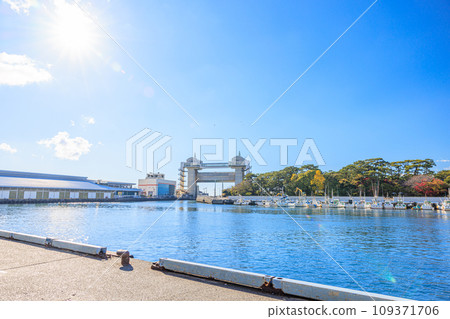 Numazu Port Large Observation Water Gate View [Shizuoka Prefecture] 109371706