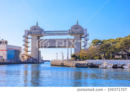 Numazu Port Large Observation Water Gate View [Shizuoka Prefecture] 109371707