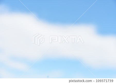 天藍色的天空背景素材 天藍色的天空背景素材 109371739