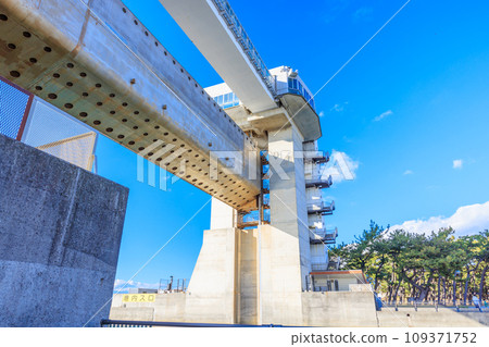 Numazu Port Large Observation Water Gate View [Shizuoka Prefecture] 109371752