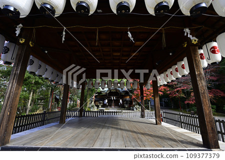 Awata Shrine Mai 109377379