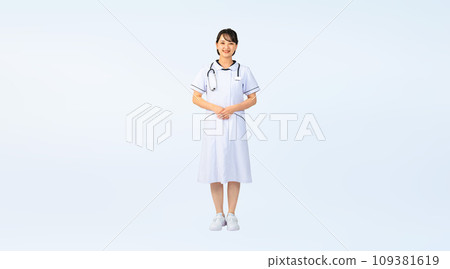 穿白大褂的女人,護士,醫生,裁剪全身照片 穿白大褂的女人,護士,醫生,裁剪全身照片 109381619