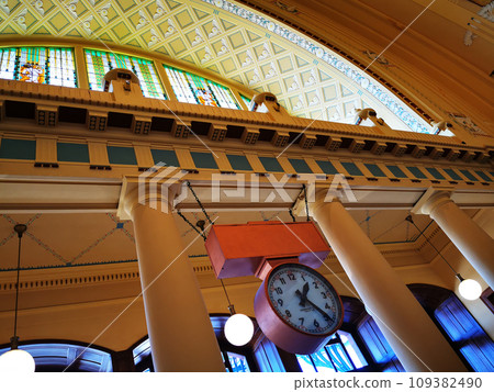 Old prague train main station 109382490