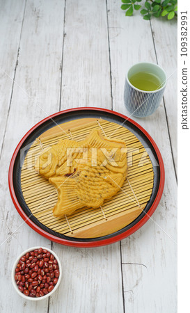 鯛魚燒、紅豆和綠茶 鯛魚燒、紅豆和綠茶 109382991