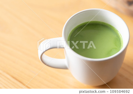抹茶拿鐵形象照片素材 抹茶拿鐵形象照片素材 109384692