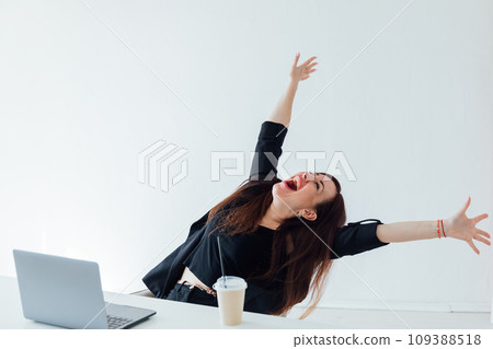 Business Woman Very Happy Online Laptop Win 109388518