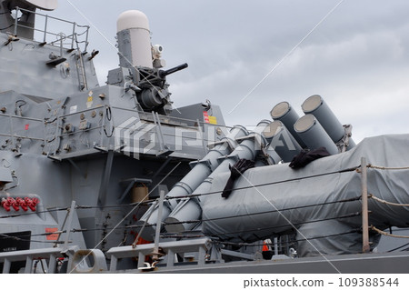 希金斯號飛彈驅逐艦後殼 希金斯號飛彈驅逐艦後殼 109388544