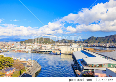 Numazu Fish Market seen from the Numazu Port Large Observation Water Gate “View” 109388566