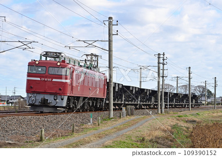 Joban Line Akatsuka-Uchihara JR East EF81-80 (Tabata) + Hoki Nishikane Hoki Scrap car forwarding Joban Line Akatsuka-Uchihara JR East EF81-80 (Tabata) + Hoki Nishikane Hoki Scrap car forwarding 109390152