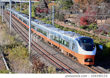 常盤線 赤塚偕樂園 JR東日本 E657系 K3編隊(勝田) 復興色 橘子 日立常盤 常盤線 赤塚偕樂園 JR東日本 E657系 K3編隊(勝田) 復興色 橘子 日立常盤 109390159
