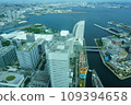 coastline of the district Minato Mirai 21 in the Yokohama city 109394658