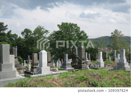 Scenery of cemetery, cemetery, grave Scenery of cemetery, cemetery, grave 109397824