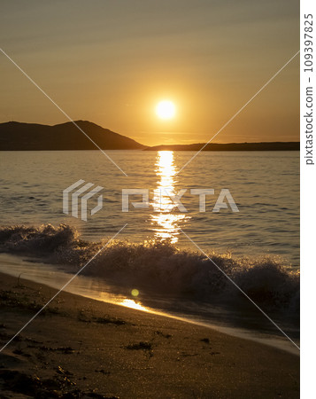 Beautiful sunset at Portnoo Narin beach in County Donegal - Ireland Beautiful sunset at Portnoo Narin beach in County Donegal - Ireland 109397825