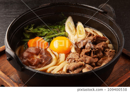 牛肉壽喜烏冬面 牛肉壽喜烏冬面 109400538