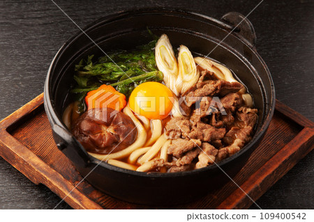 Beef suki udon 109400542
