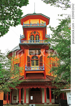 山形市鄉土博物館、花城公園、舊濟成館本館、國家指定重要文化財產、三層樓塔正面 山形市鄉土博物館、花城公園、舊濟成館本館、國家指定重要文化財產、三層樓塔正面 109401642