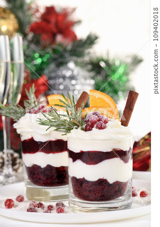 Christmas cranberry dessert tiramisu Christmas cranberry dessert tiramisu 109402018