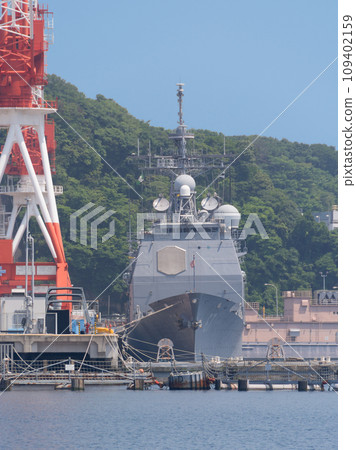 美國海軍飛彈巡洋艦夏洛號停泊 美國海軍飛彈巡洋艦夏洛號停泊 109402159