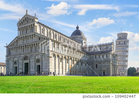 Wonderful architecture of Pisa 109402447