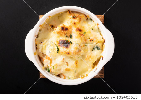 Cheese grilled potato salad Cheese grilled potato salad 109403515