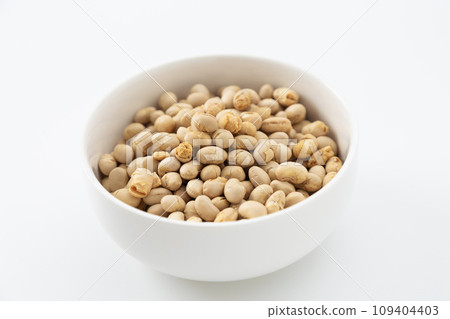 豆白色背景 豆白色背景 109404403