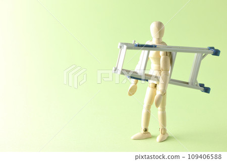 Situations where you work using a stepladder Situations where you work using a stepladder 109406588