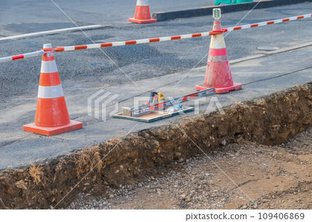 Surveying and road construction Surveying and road construction 109406869
