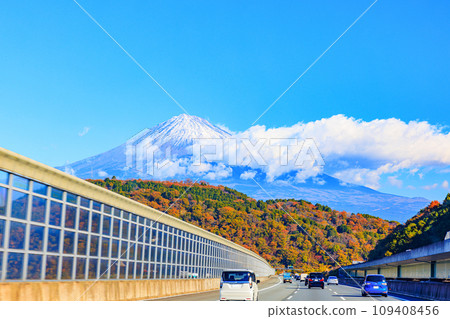 Mt. Fuji visible from Shin-Tomei Mt. Fuji visible from Shin-Tomei 109408456
