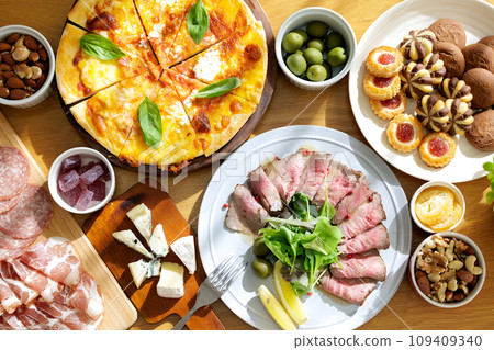 家庭聚會食物 109409340