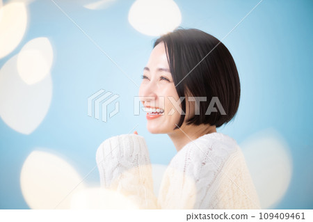 女性蓬鬆前景散景美女 109409461