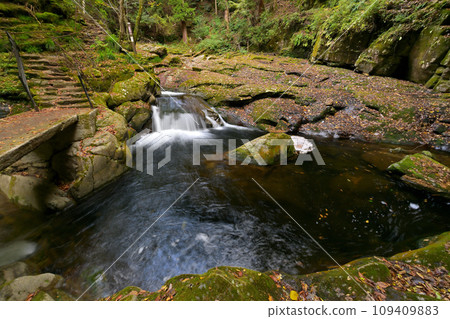 Akame 48 Falls Onmyou Falls (Akame Town, Nabari City, Mie Prefecture) 109409883