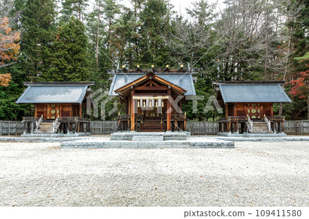 The main hall of Misogi Shrine, the only ancient Shinto shrine The main hall of Misogi Shrine, the only ancient Shinto shrine 109411580